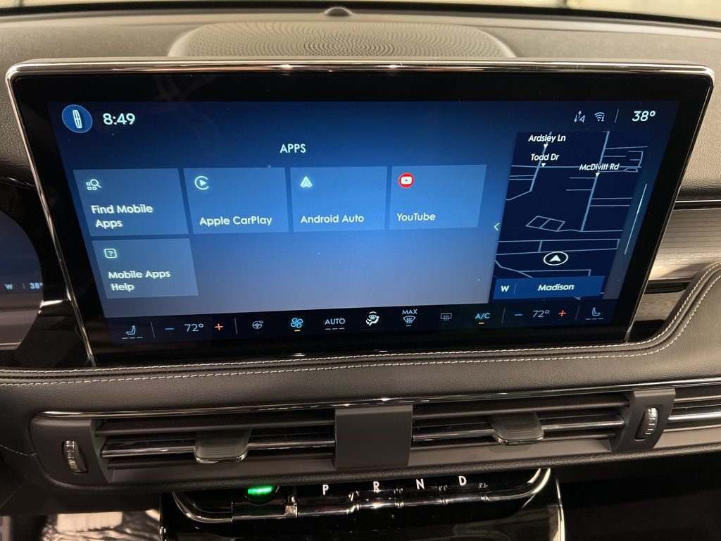 Used 2026 Lincoln Corsair Premiere AWD/4WD image 9