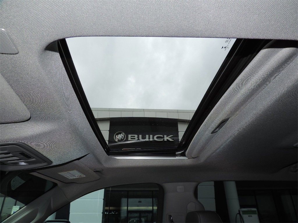 Certified 2022 GMC Sierra 3500 Denali image 14