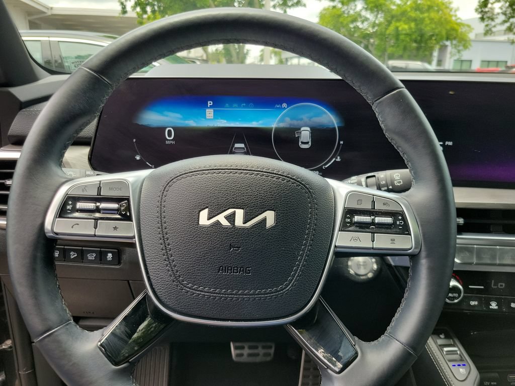 Certified 2024 Kia Telluride SX X-Line AWD/4WD image 19