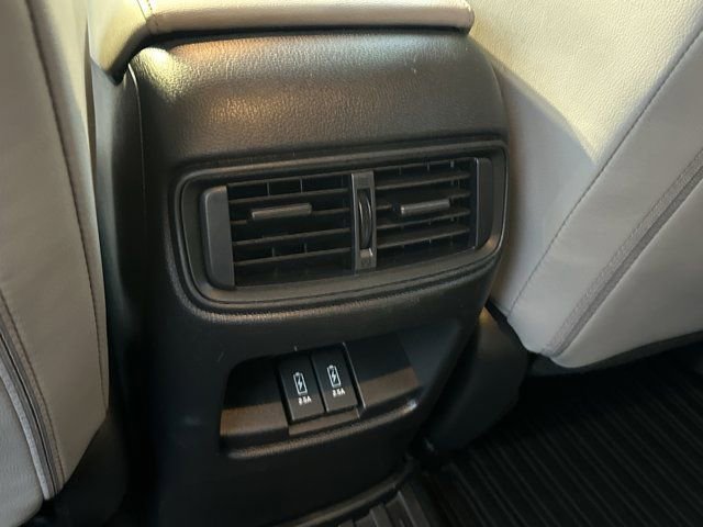 Used 2017 Honda CR-V EX-L image 29