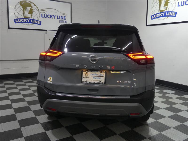 Used 2021 Nissan Rogue SL w/ Premium Package image 8