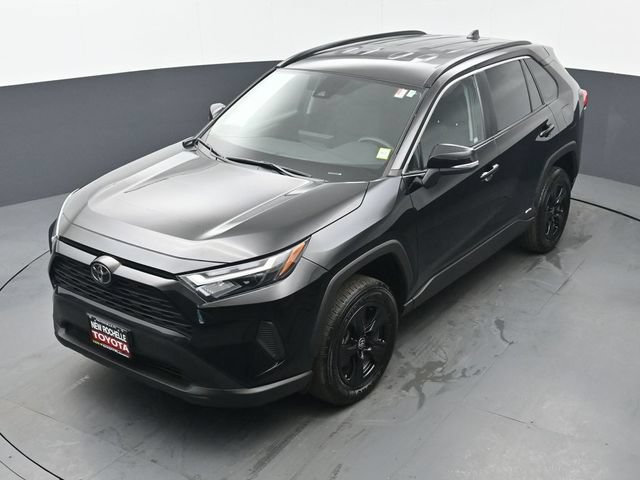 Certified 2025 Toyota RAV4 XLE AWD/4WD image 34