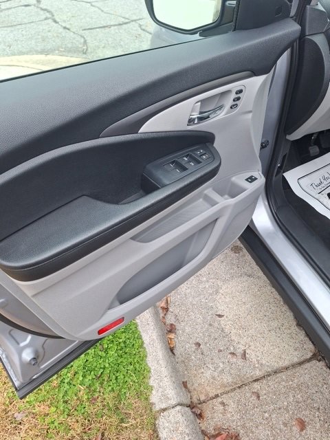 Used 2022 Honda Pilot Special Edition image 8