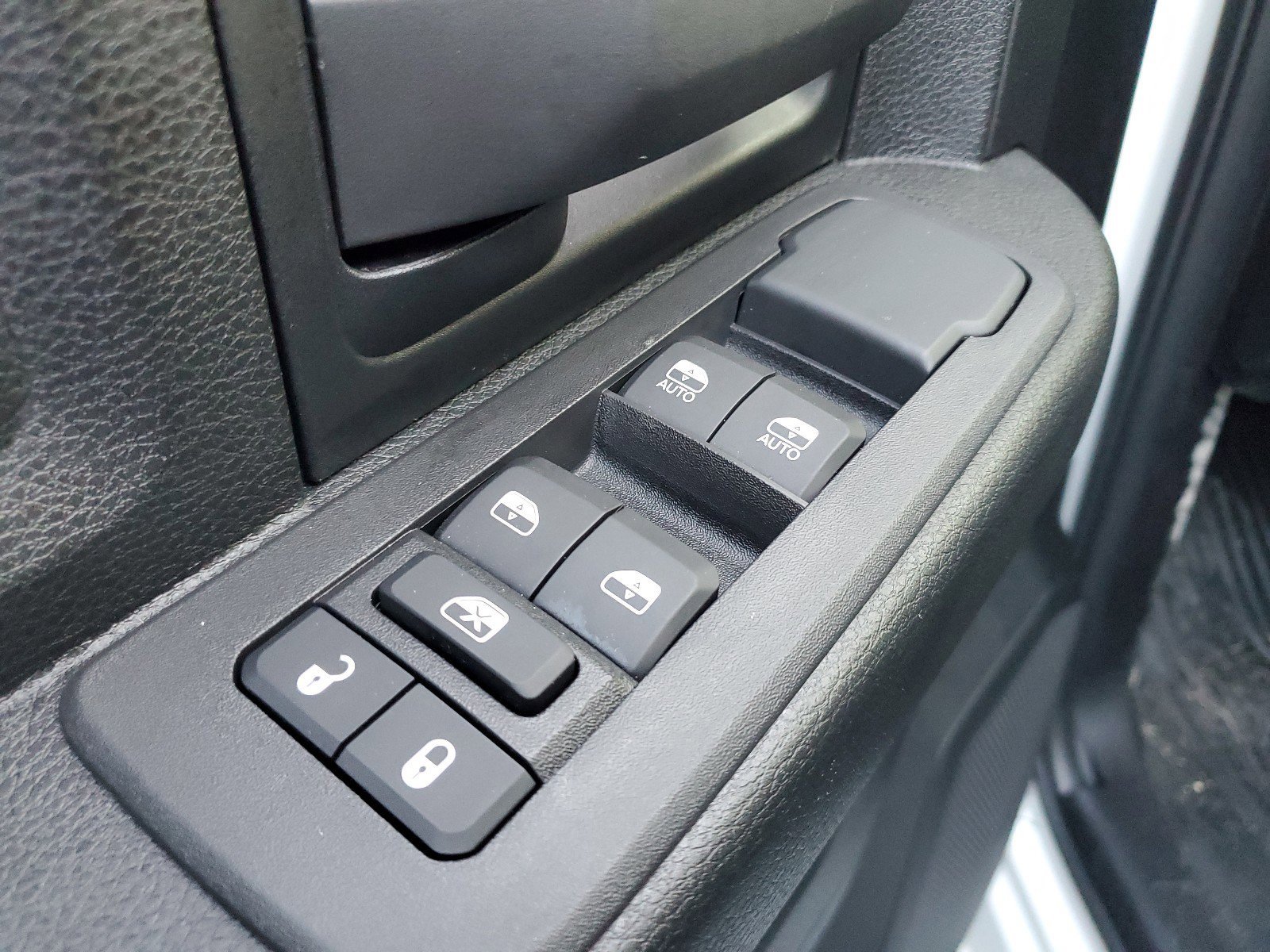 New 2026 RAM 3500 Tradesman image 15