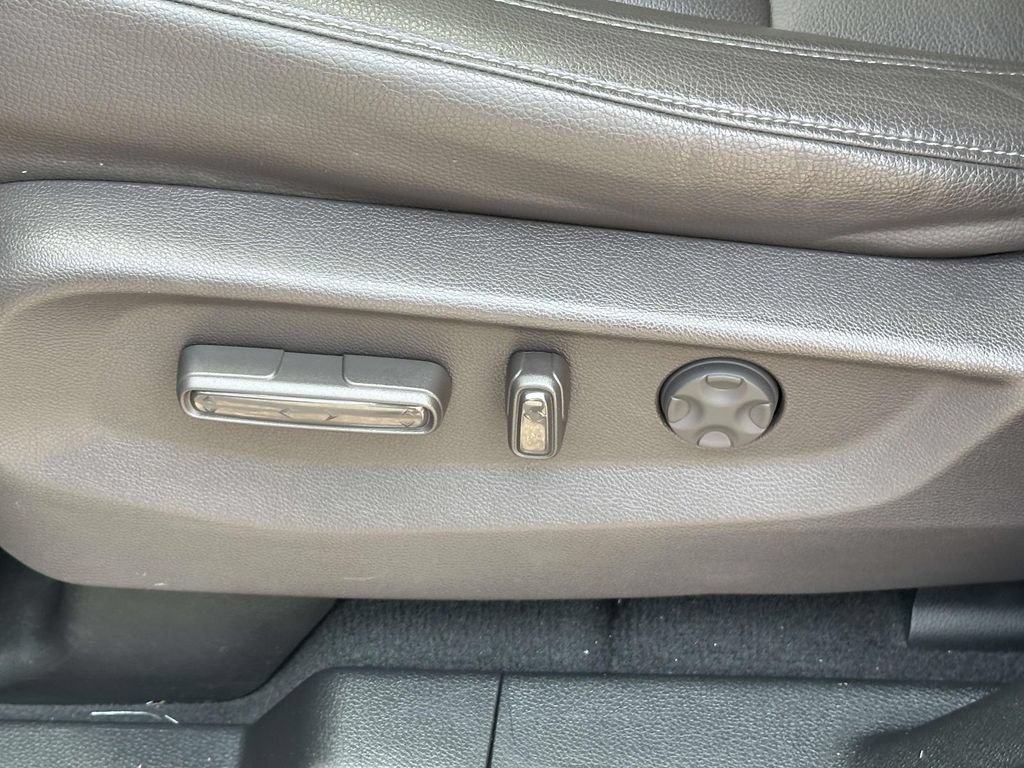 Certified 2023 Honda Odyssey Touring image 17