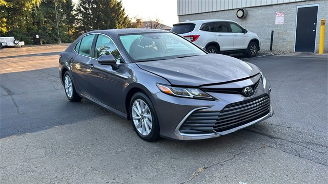 Used 2024 Toyota Camry LE image 27