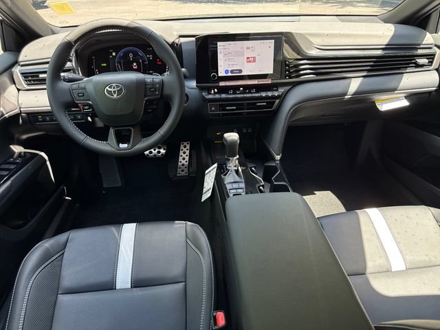 Used 2026 Toyota Camry SE FWD image 22