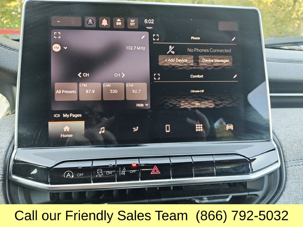 Used 2024 Jeep Compass Latitude AWD/4WD image 20