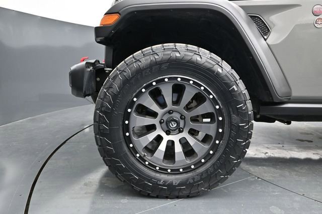 Used 2019 Jeep Wrangler Unlimited Rubicon w/ LED Lighting Group AWD/4WD image 17