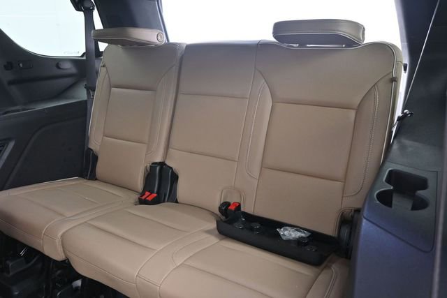 Used 2024 Chevrolet Tahoe Premier w/ Premium Package AWD/4WD image 27