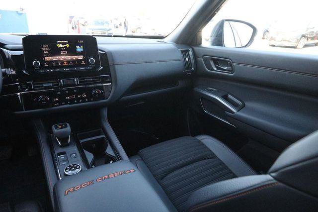 Used 2025 Nissan Pathfinder Rock Creek image 27