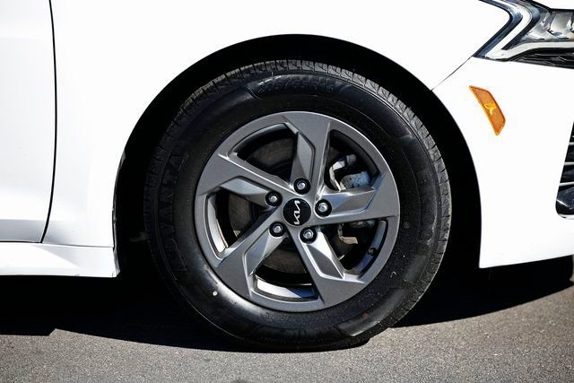 Used 2024 Kia K5 LXS image 10