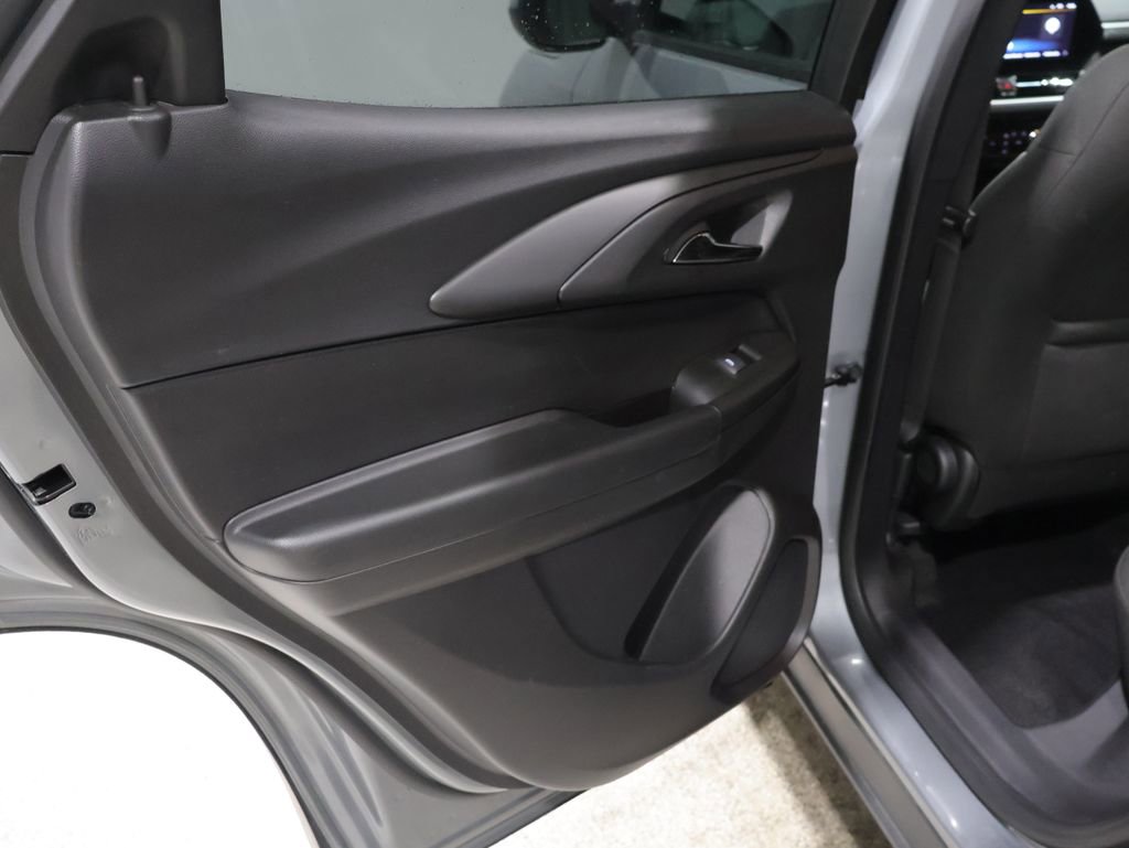 Used 2025 Chevrolet TrailBlazer LT image 19