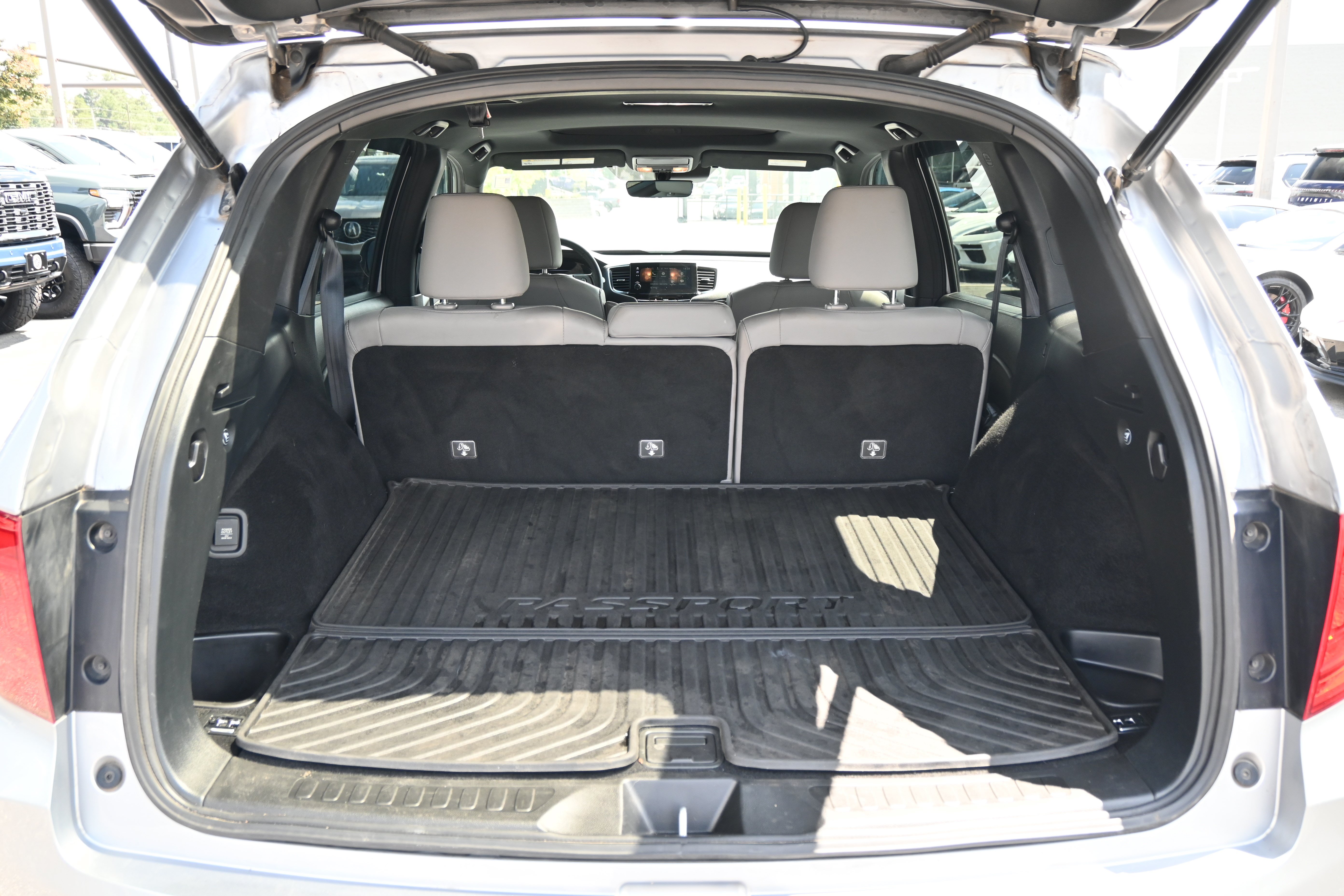 Used 2022 Honda Passport EX-L image 32