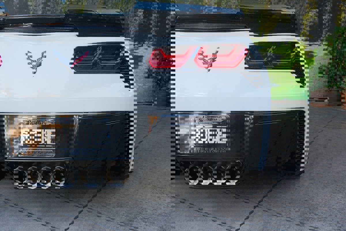 Used 2019 Chevrolet Corvette Grand Sport w/ Carbon Flash Badge Package image 33