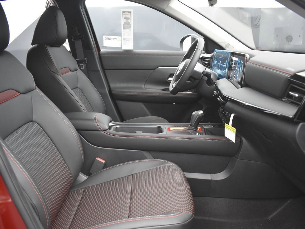 New 2026 Nissan Kicks SR w/ Illumination Package image 23