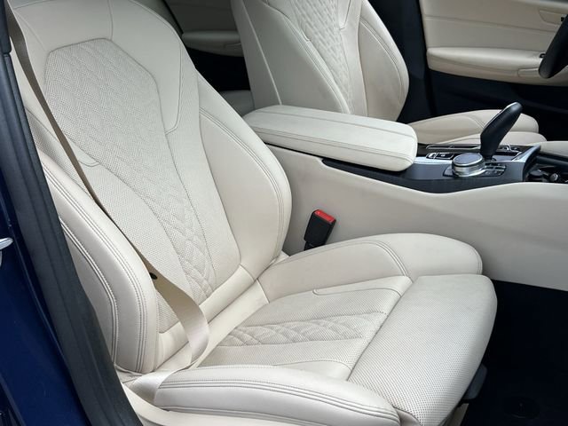Used 2022 BMW 540i w/ Premium Package RWD image 33