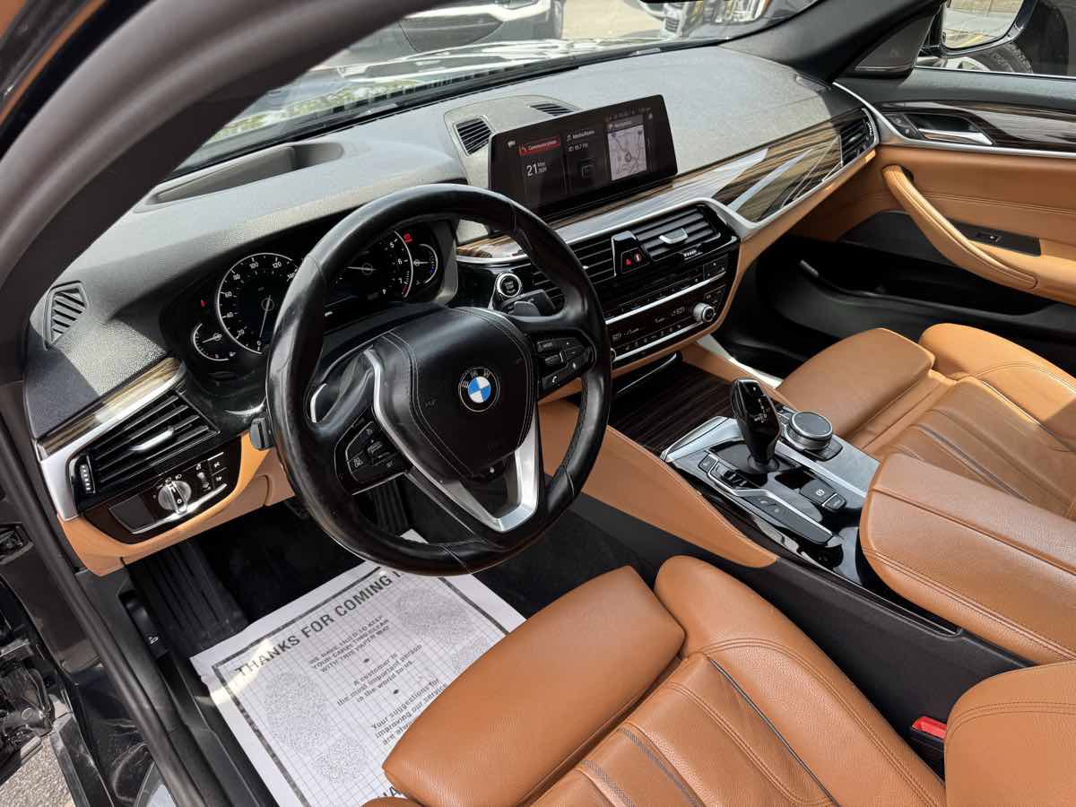 Used 2019 BMW 530i xDrive w/ Luxury Package AWD/4WD image 11