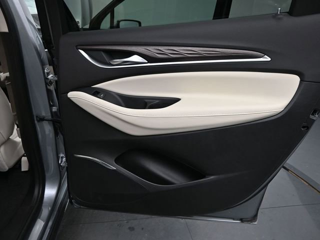 Certified 2024 Buick Enclave Avenir w/ Avenir Technology Package AWD/4WD image 18