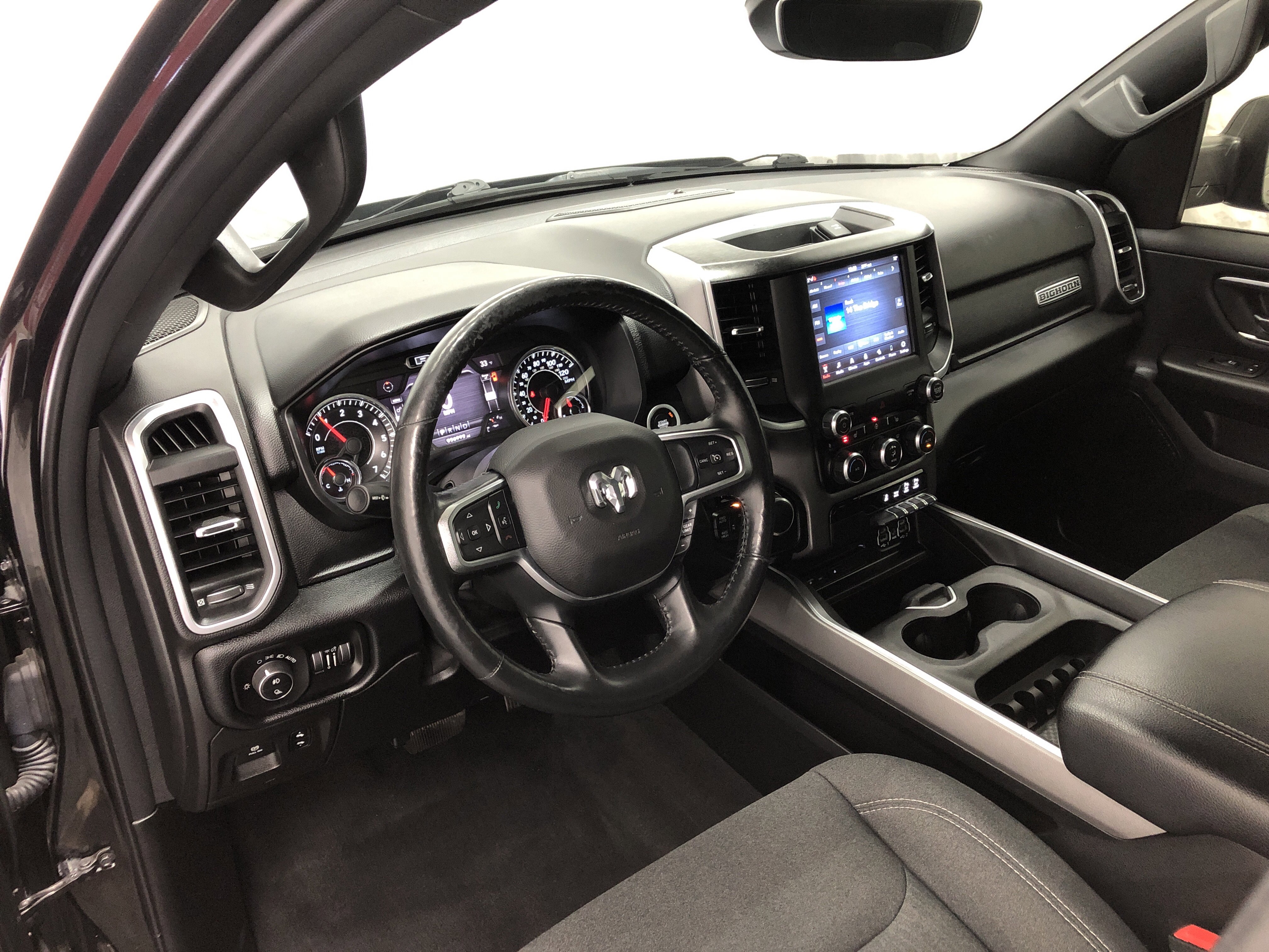 Used 2019 RAM 1500 Big Horn image 16