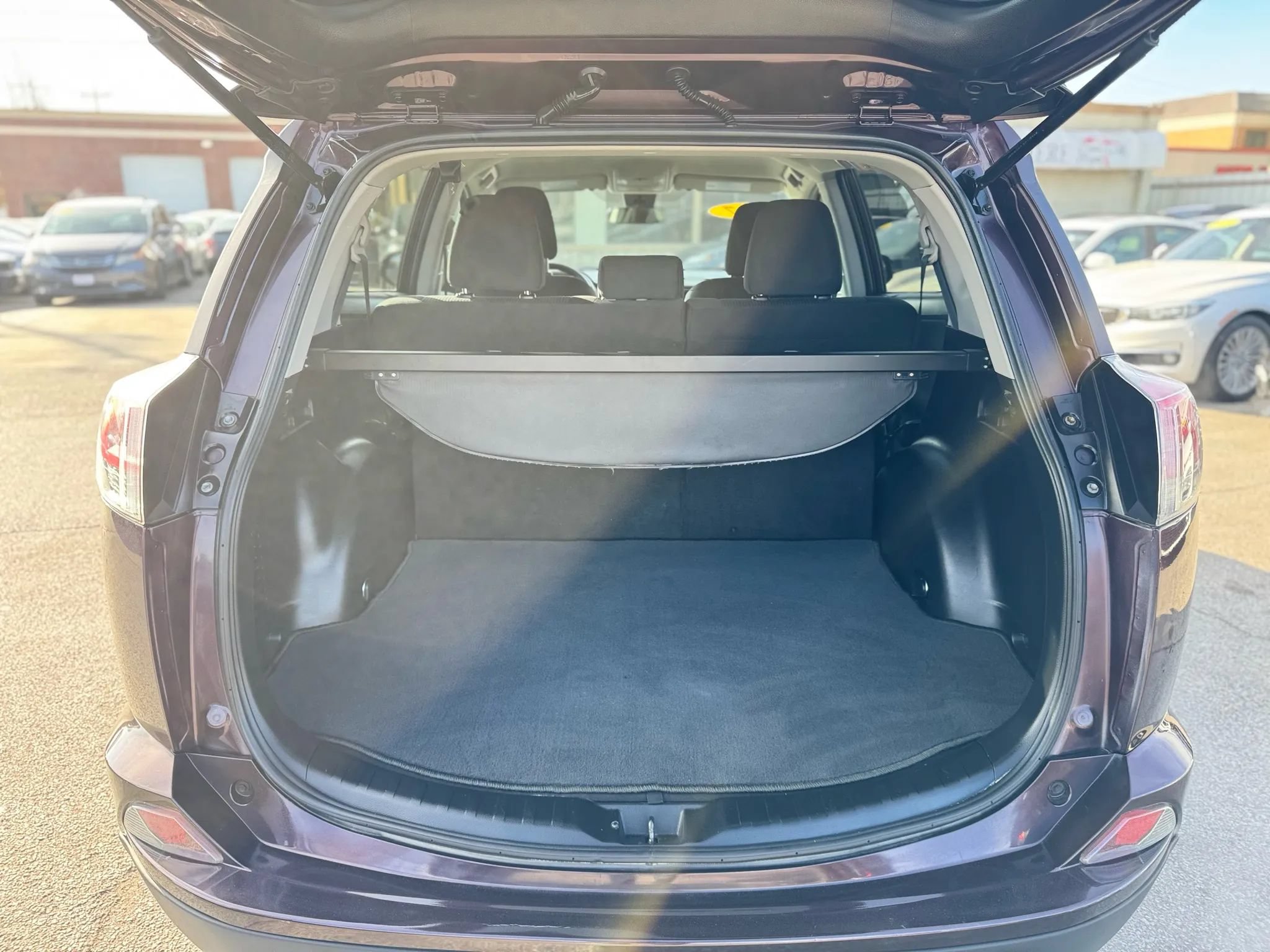 Used 2017 Toyota RAV4 LE FWD image 26