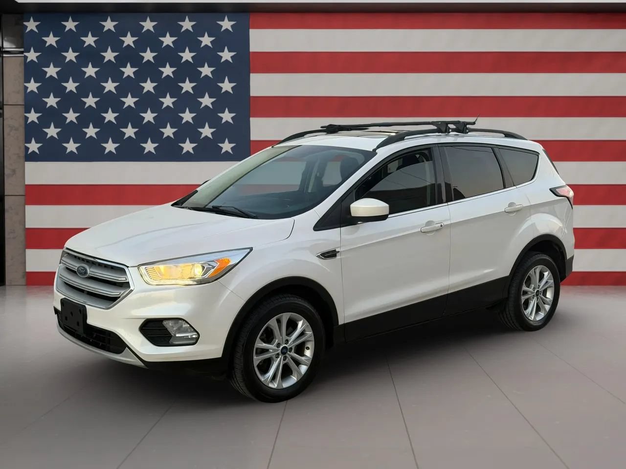Used 2018 Ford Escape SEL AWD/4WD image 12