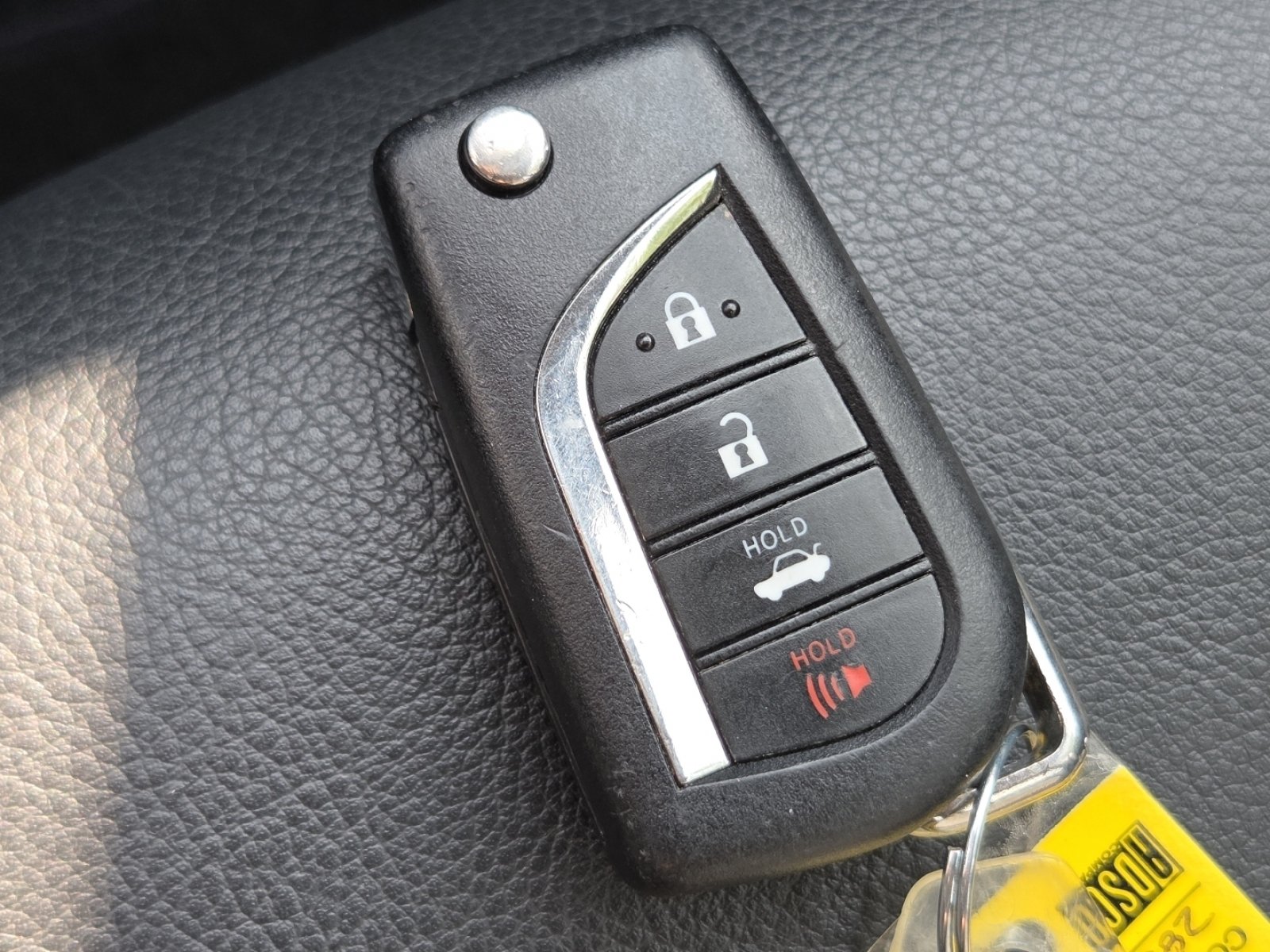 Used 2023 Toyota Camry SE FWD image 34
