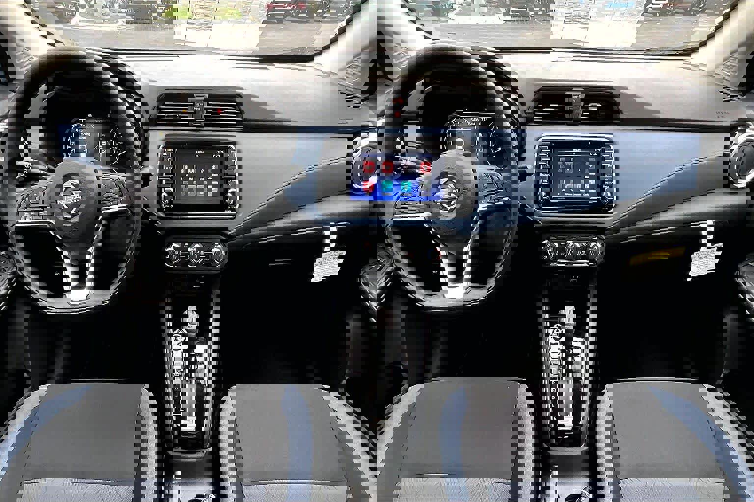 New 2025 Nissan Versa SV image 5