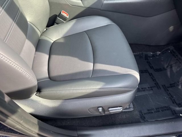 Used 2024 Toyota RAV4 Limited w/ Advanced Technology Package image 10