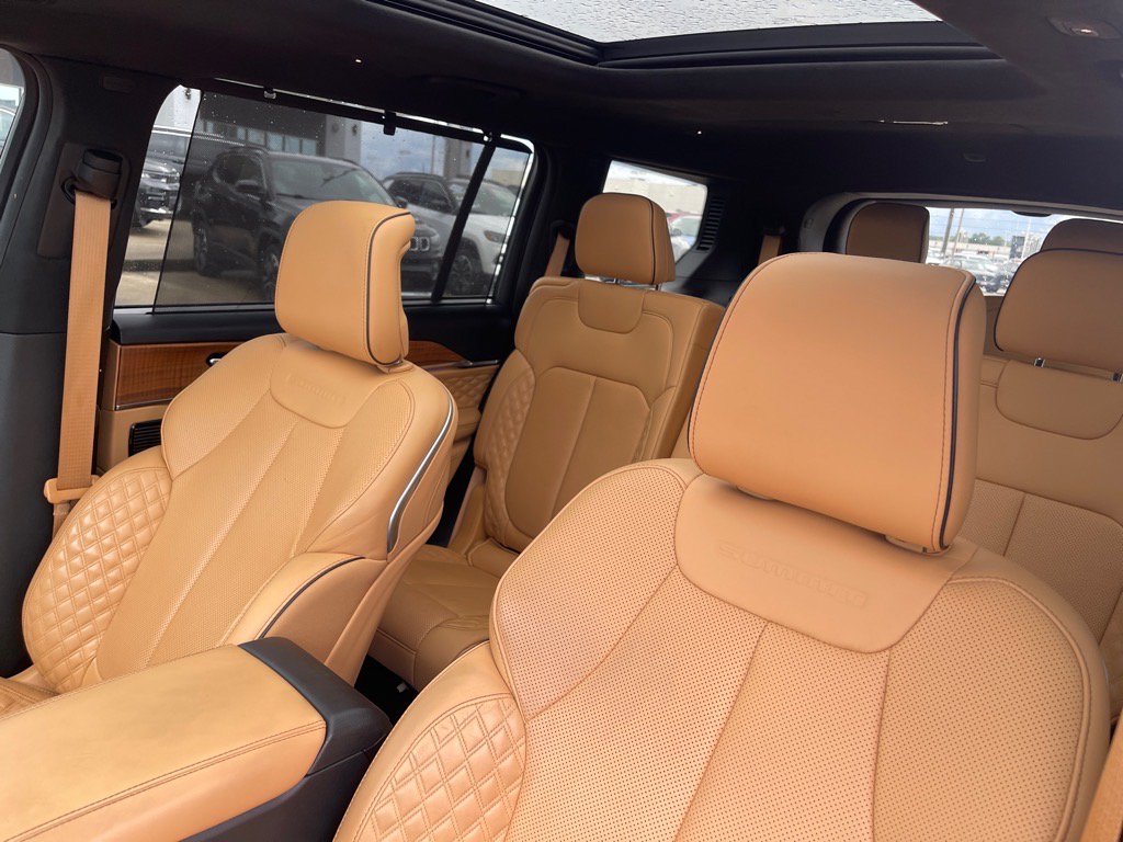 Certified 2023 Jeep Grand Cherokee L Summit AWD/4WD image 23