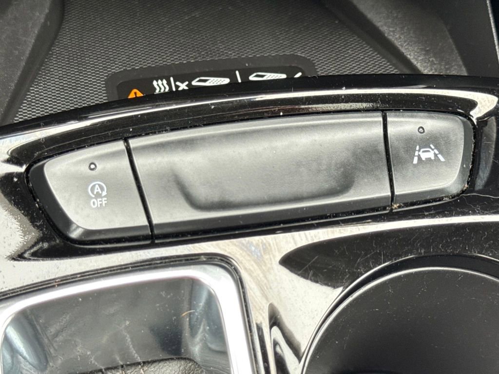 Used 2024 Chevrolet Trax LT w/ Sunroof Package FWD image 47