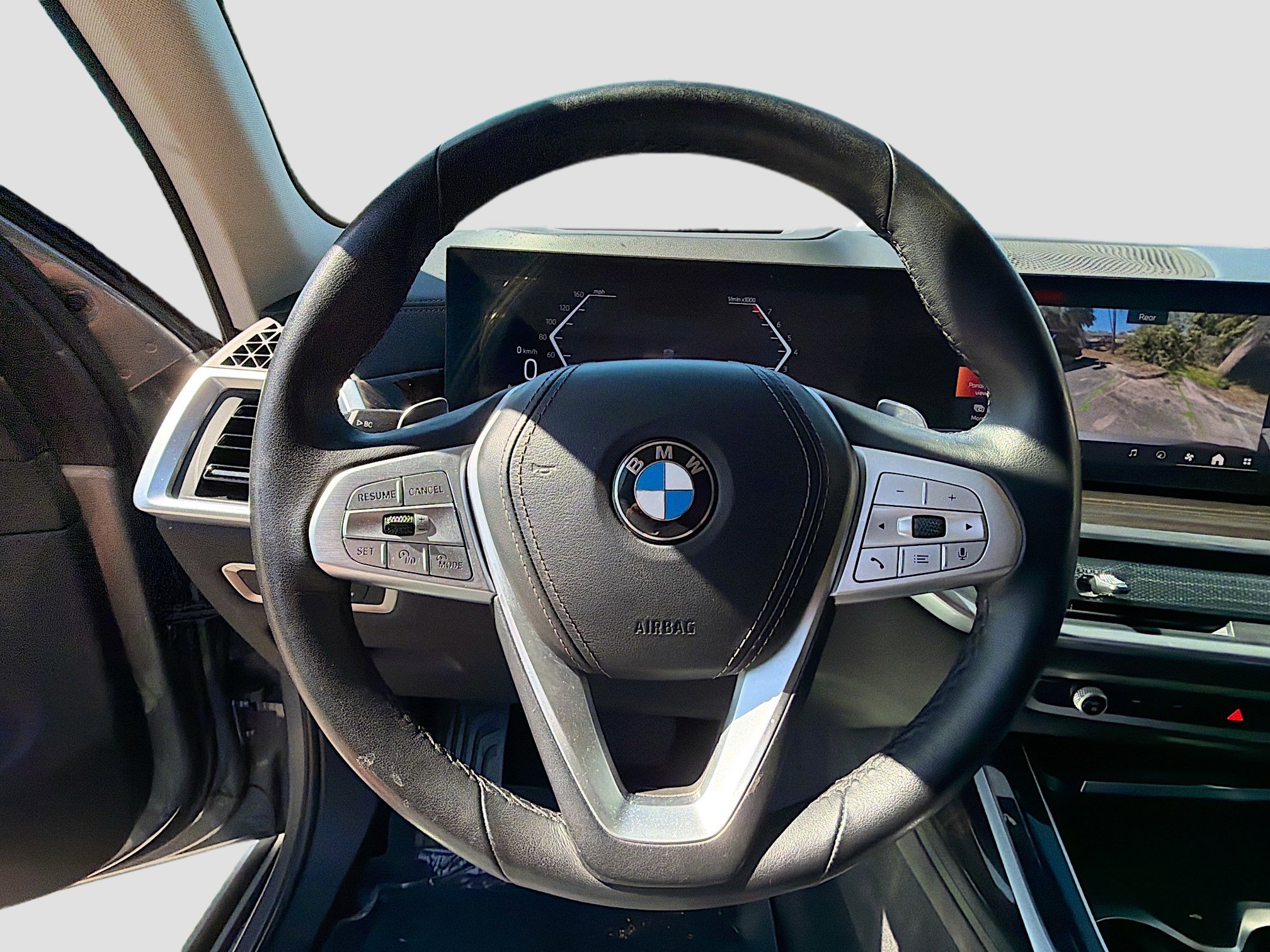 Used 2024 BMW X7 xDrive40i image 39