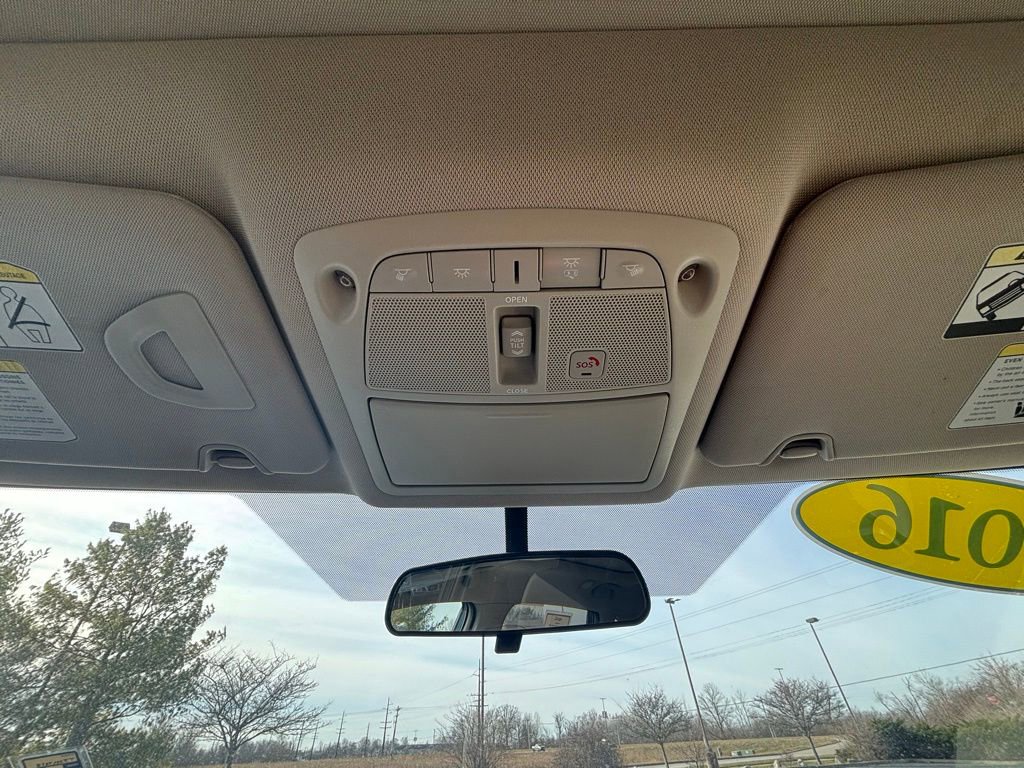 Used 2016 Nissan Rogue SL w/ SL Premium Package image 37