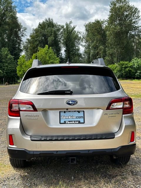Used 2017 Subaru Outback 3.6R Limited AWD/4WD image 8
