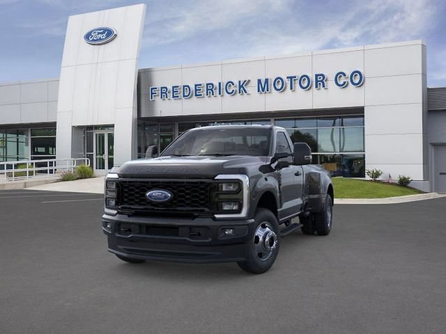 New 2026 Ford F350 XL w/ STX Appearance Package AWD/4WD image 2