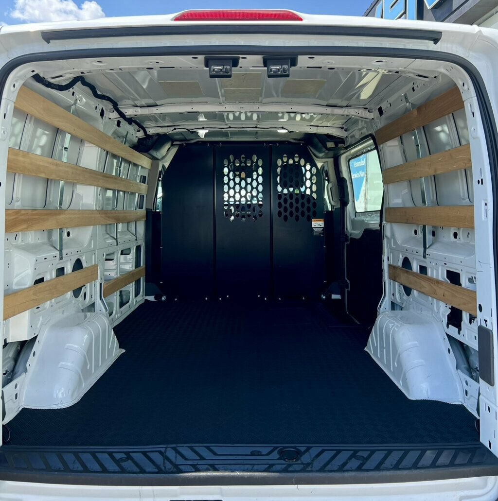 Used 2025 Ford Transit 250 Low Roof w/ Exterior Upgrade Package RWD image 8