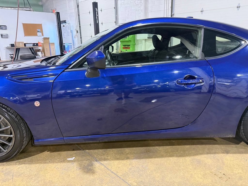Used 2019 Toyota 86 RWD image 9