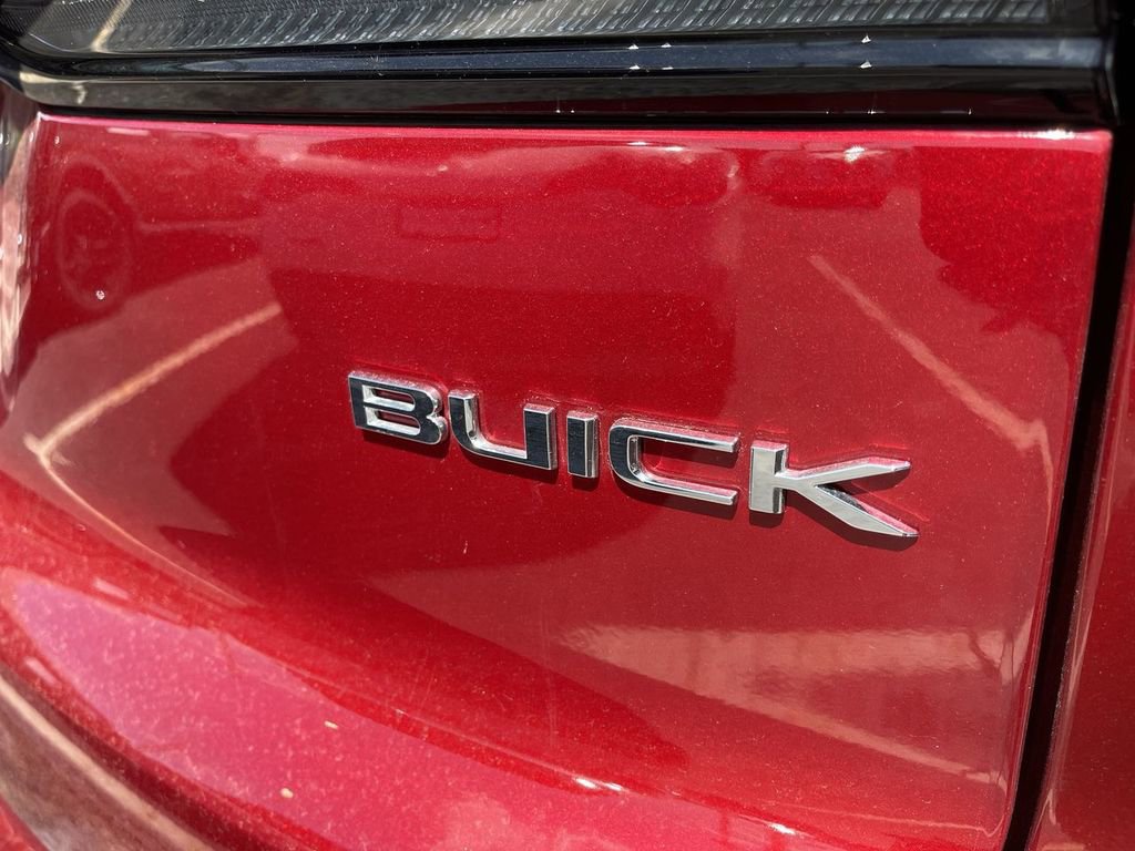 Used 2025 Buick Enclave Avenir w/ Trailering Package, 5000 lbs. image 10