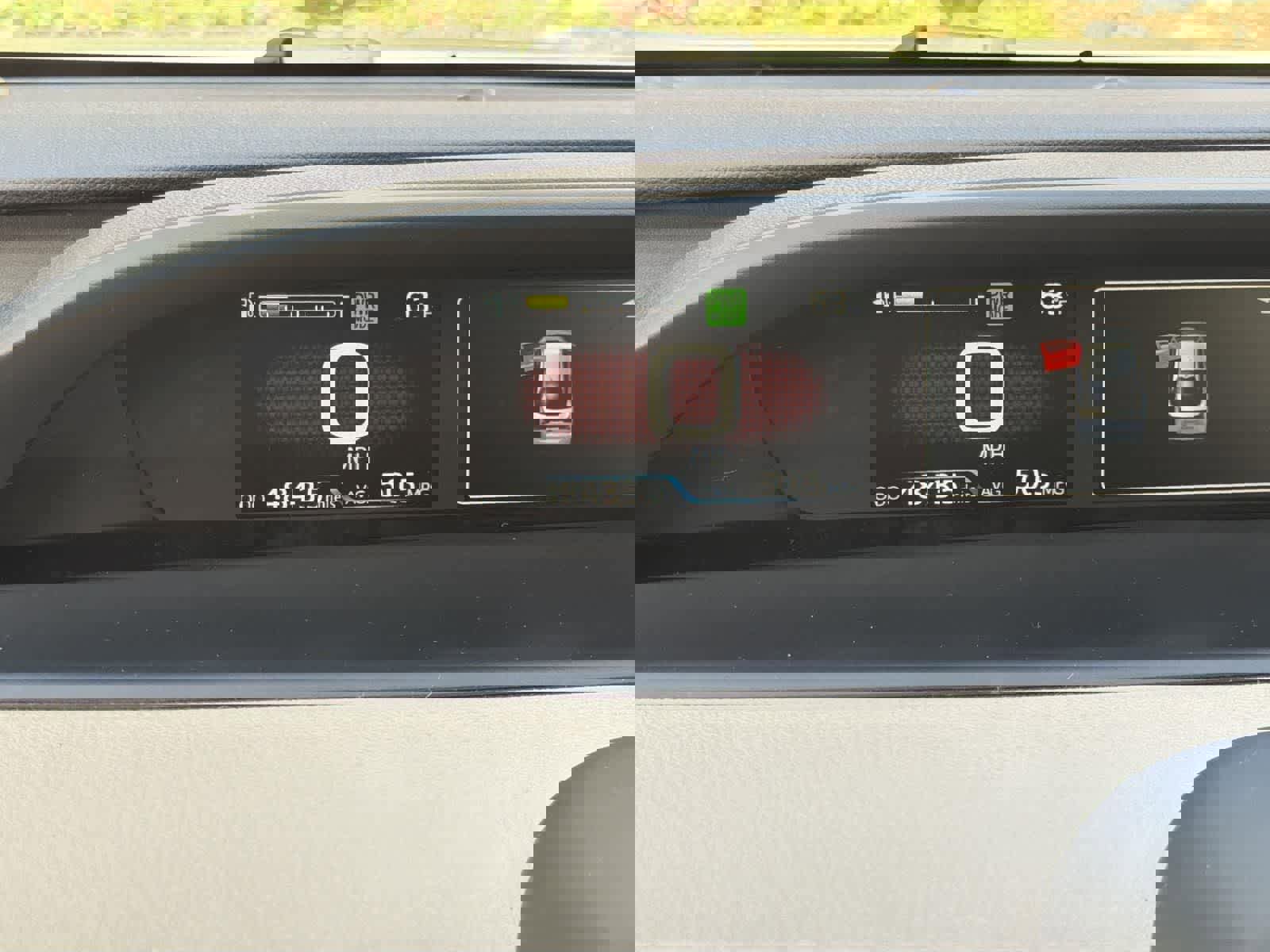 Used 2021 Toyota Prius L Eco image 19