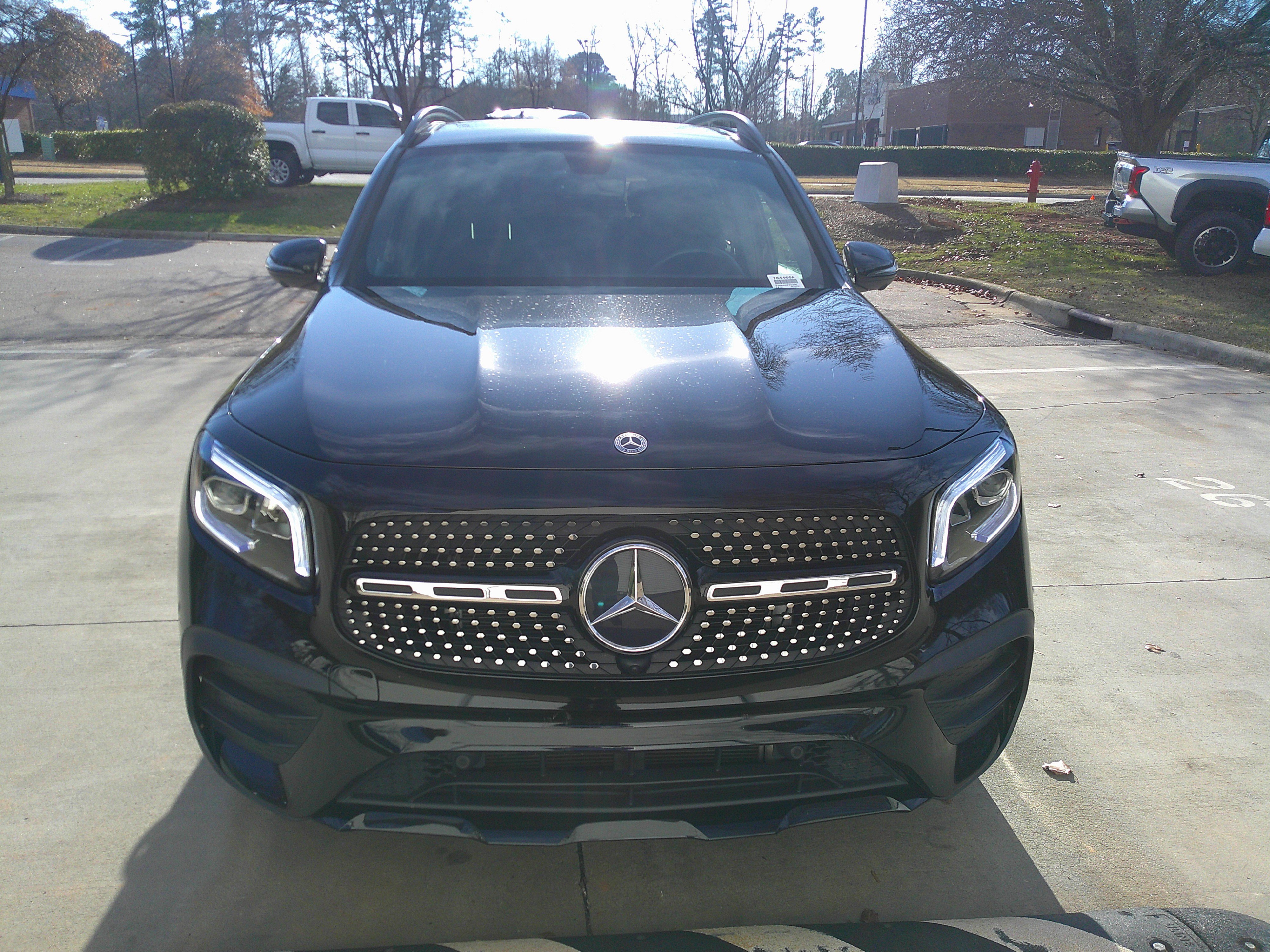 Used 2023 Mercedes-Benz GLB 250 image 3