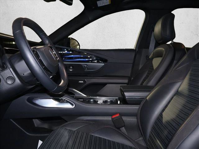 Used 2024 Lincoln Nautilus Reserve w/ Equipment Group 202A image 15