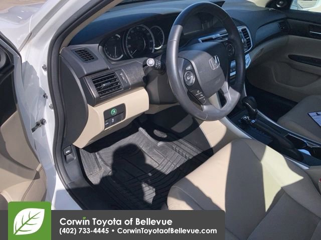 Used 2015 Honda Accord EX-L image 39
