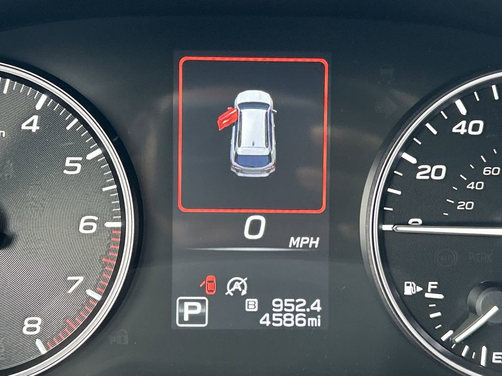 Certified 2025 Subaru Outback Premium image 26