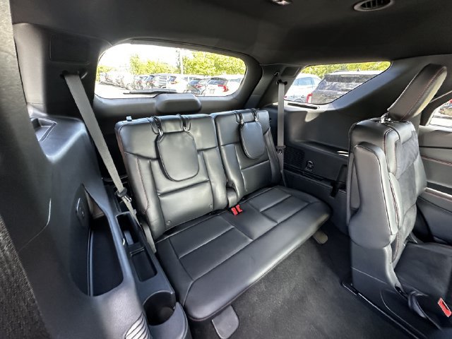 Used 2025 Ford Explorer ST AWD/4WD image 39