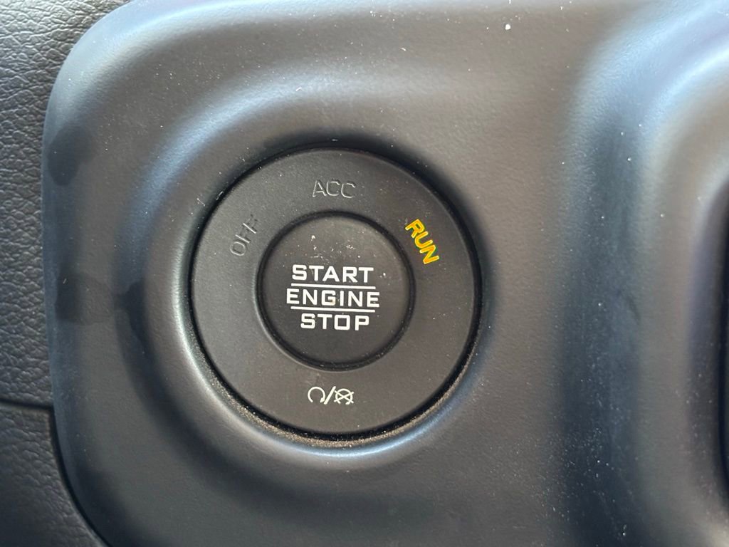 Used 2021 Jeep Gladiator Rubicon AWD/4WD image 22