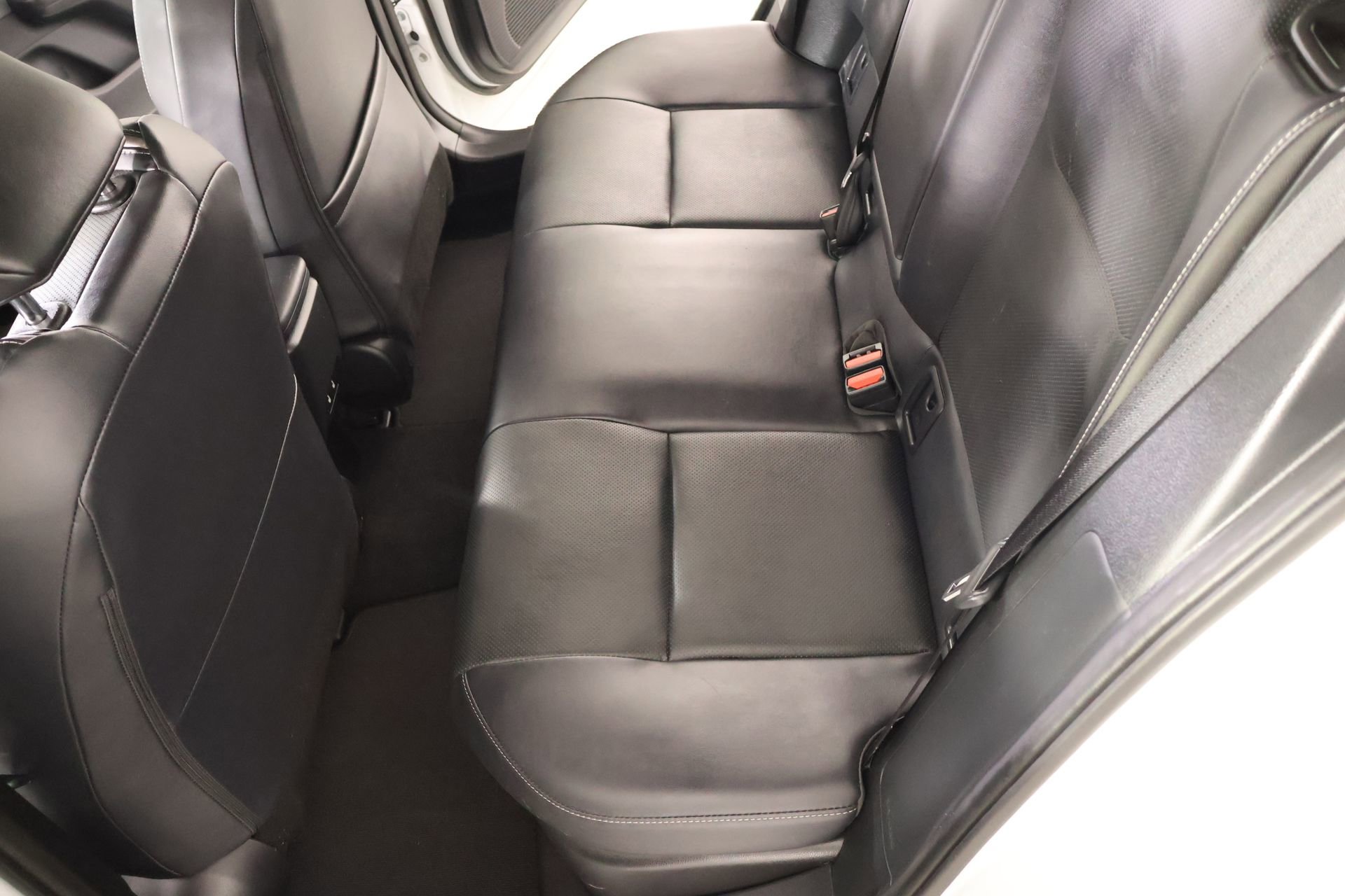 Used 2024 Toyota Prius Limited w/ Limited Premium Package FWD image 12