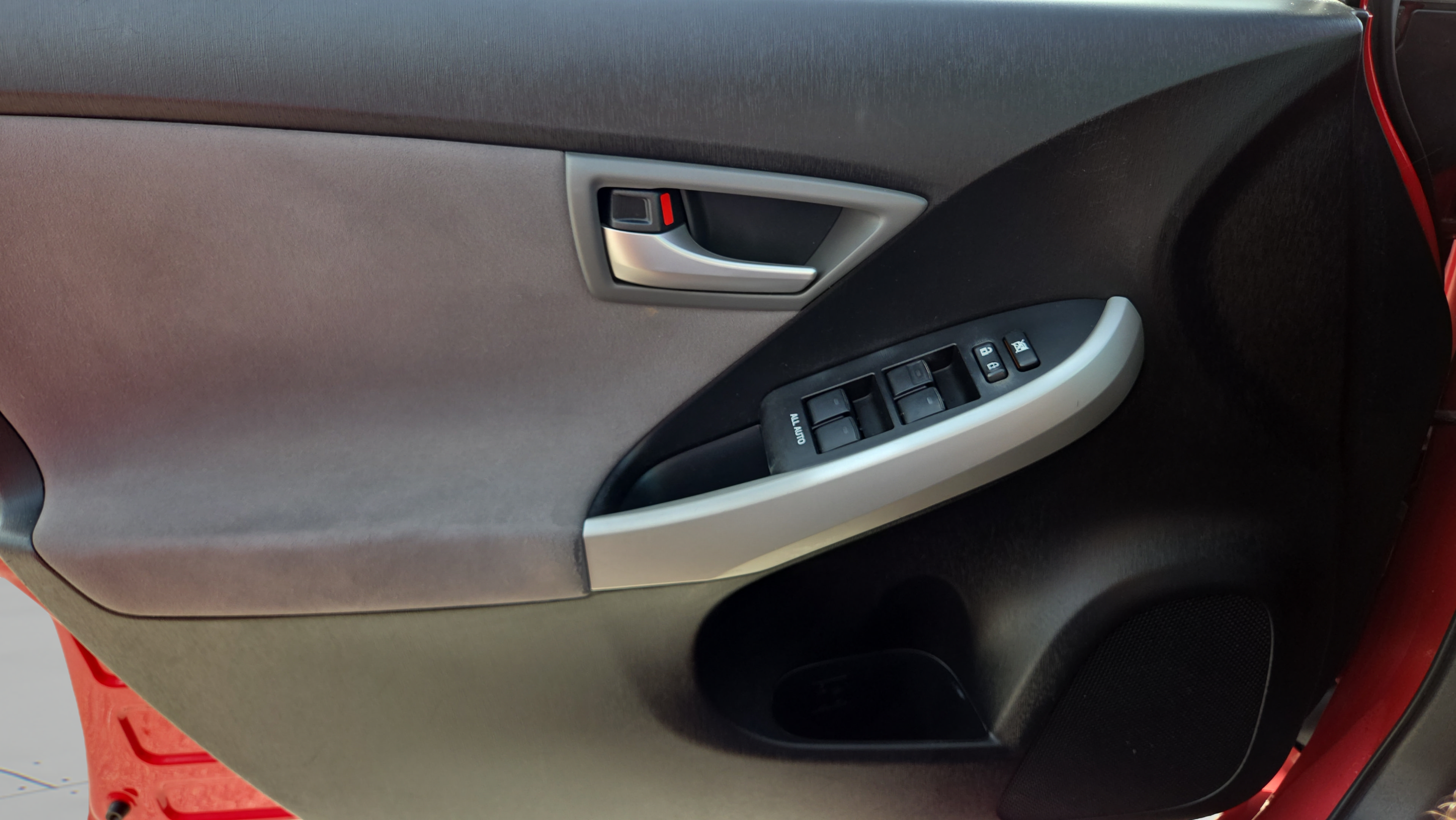 Used 2013 Toyota Prius Three FWD image 36