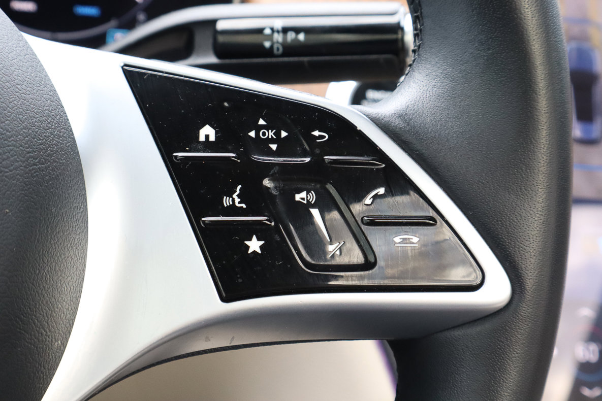 Used 2023 Mercedes-Benz GLC 300 GLC 300 image 34