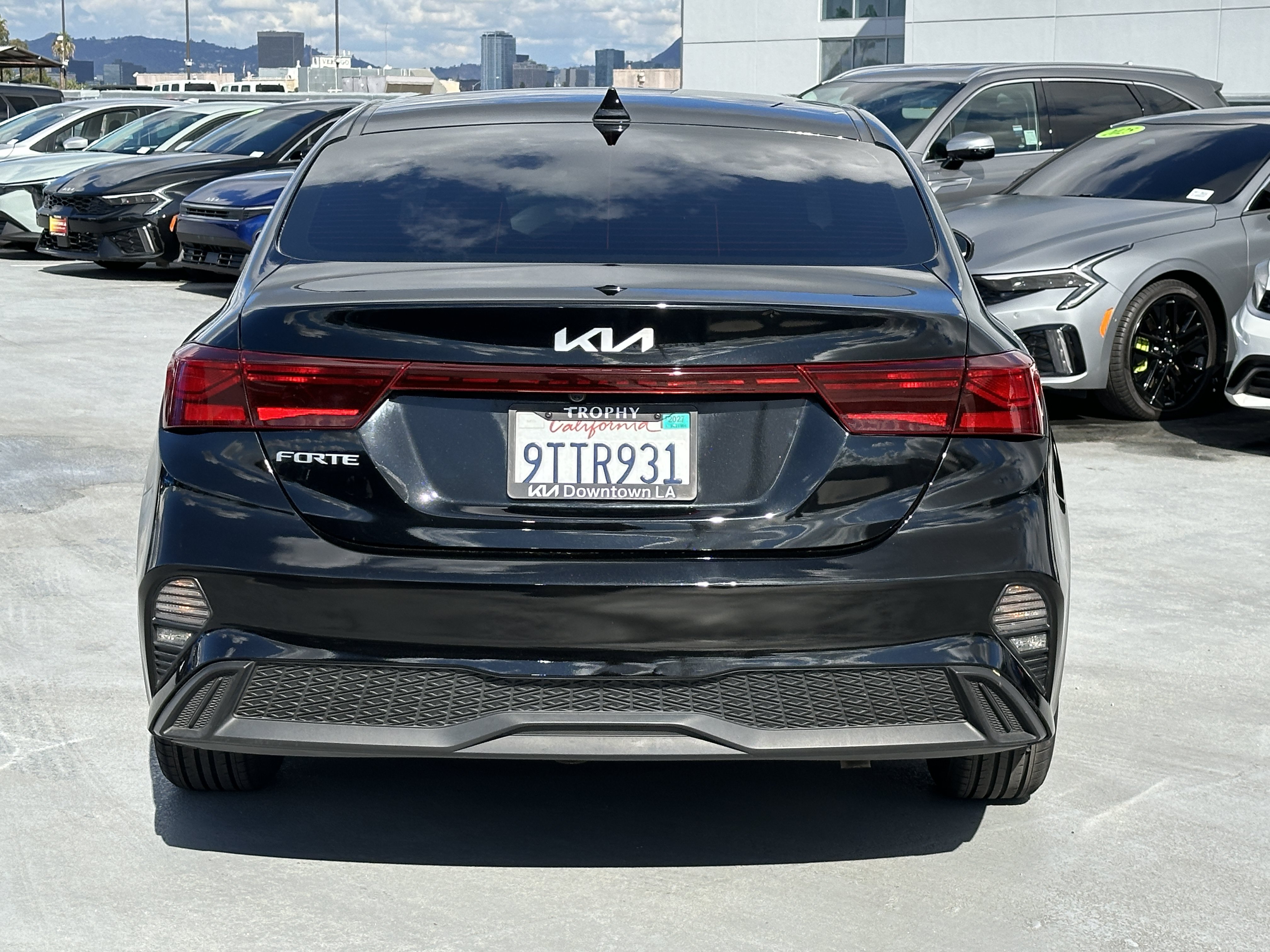 Certified 2023 Kia Forte LXS FWD image 6