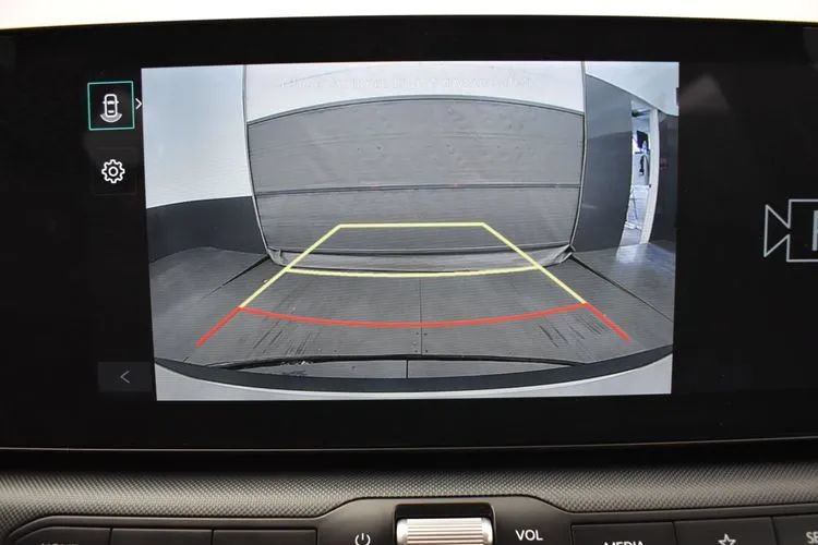 Used 2025 Kia K4 FWD image 32